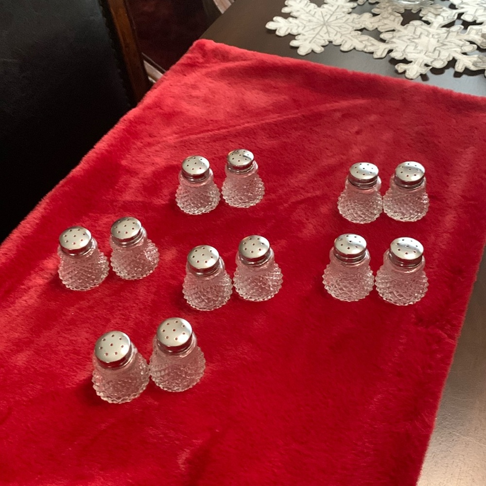 Salt and pepper individual place setting of six